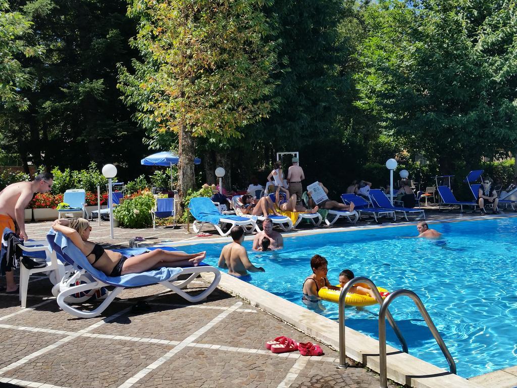 Mondial Park Hotel Ф'юджі Екстер'єр фото