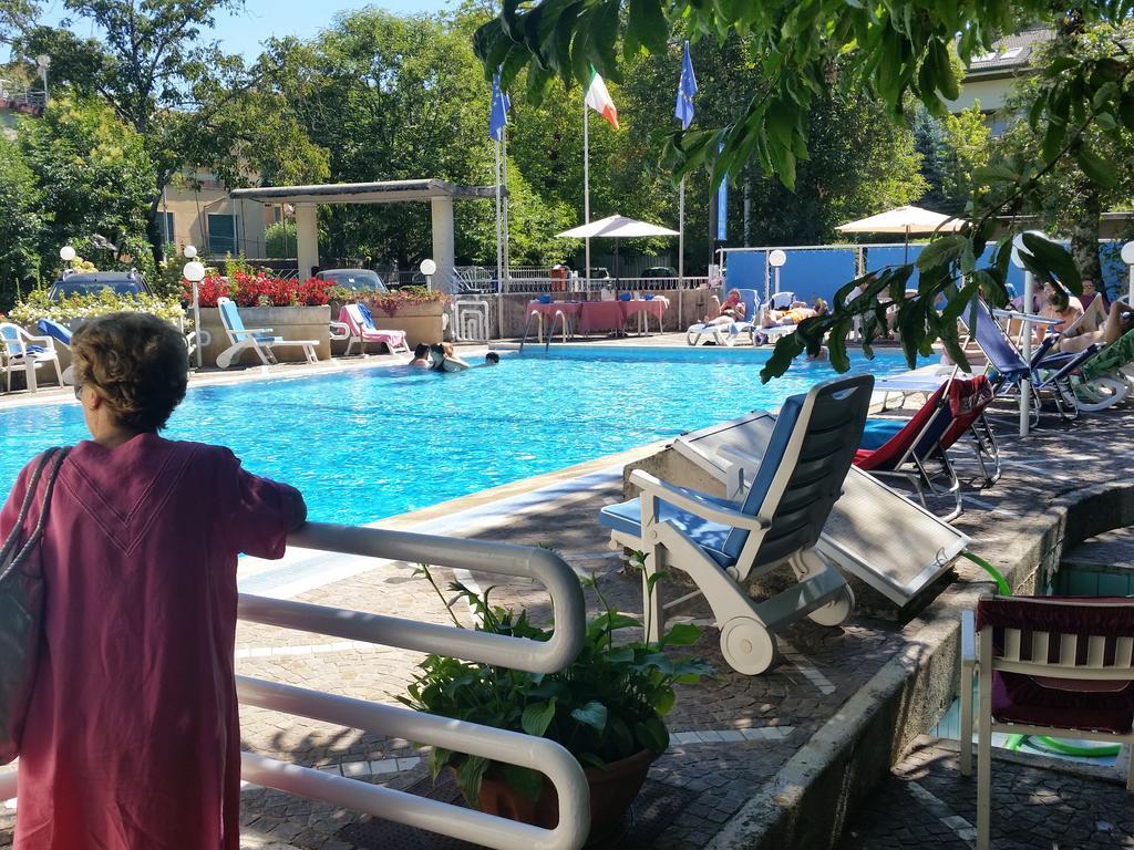Mondial Park Hotel Ф'юджі Екстер'єр фото