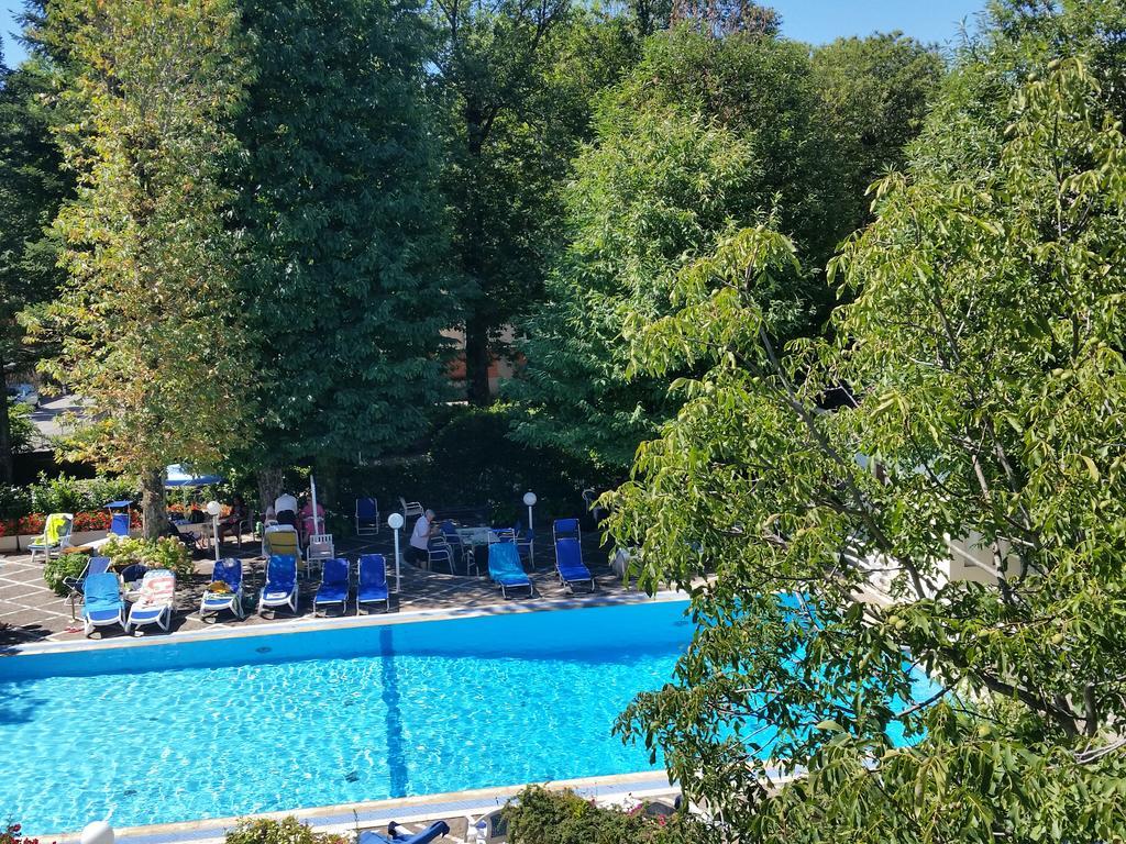 Mondial Park Hotel Ф'юджі Екстер'єр фото