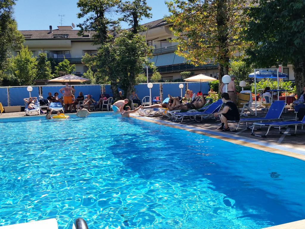 Mondial Park Hotel Ф'юджі Екстер'єр фото